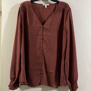 Maurices Blouse Top, Size Medium